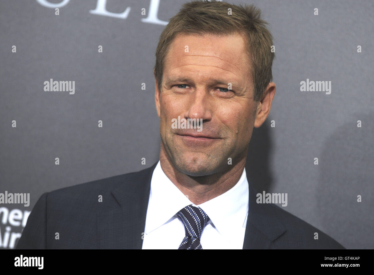 Aaron eckhart sully premiere premiere hi-res stock photography and ...