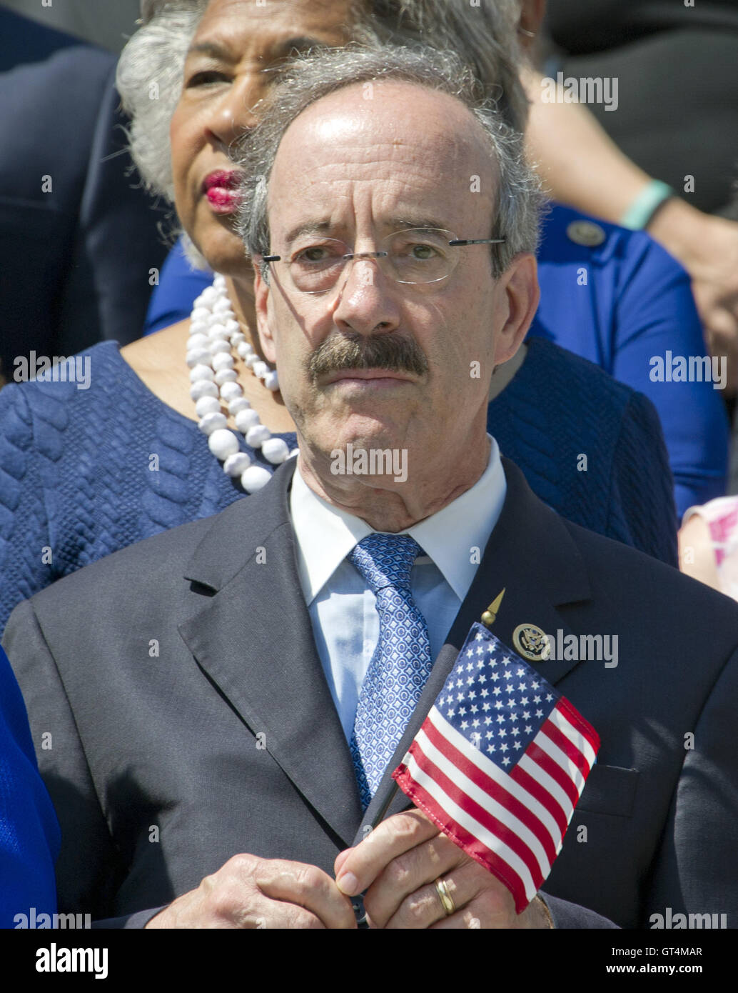 Member of the u s house of representatives from new york hires stock