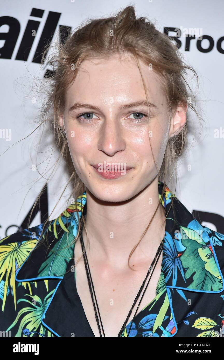 Photos Julia Nobis nude photos 2019 Photos Julia Nobis nude photos 2019