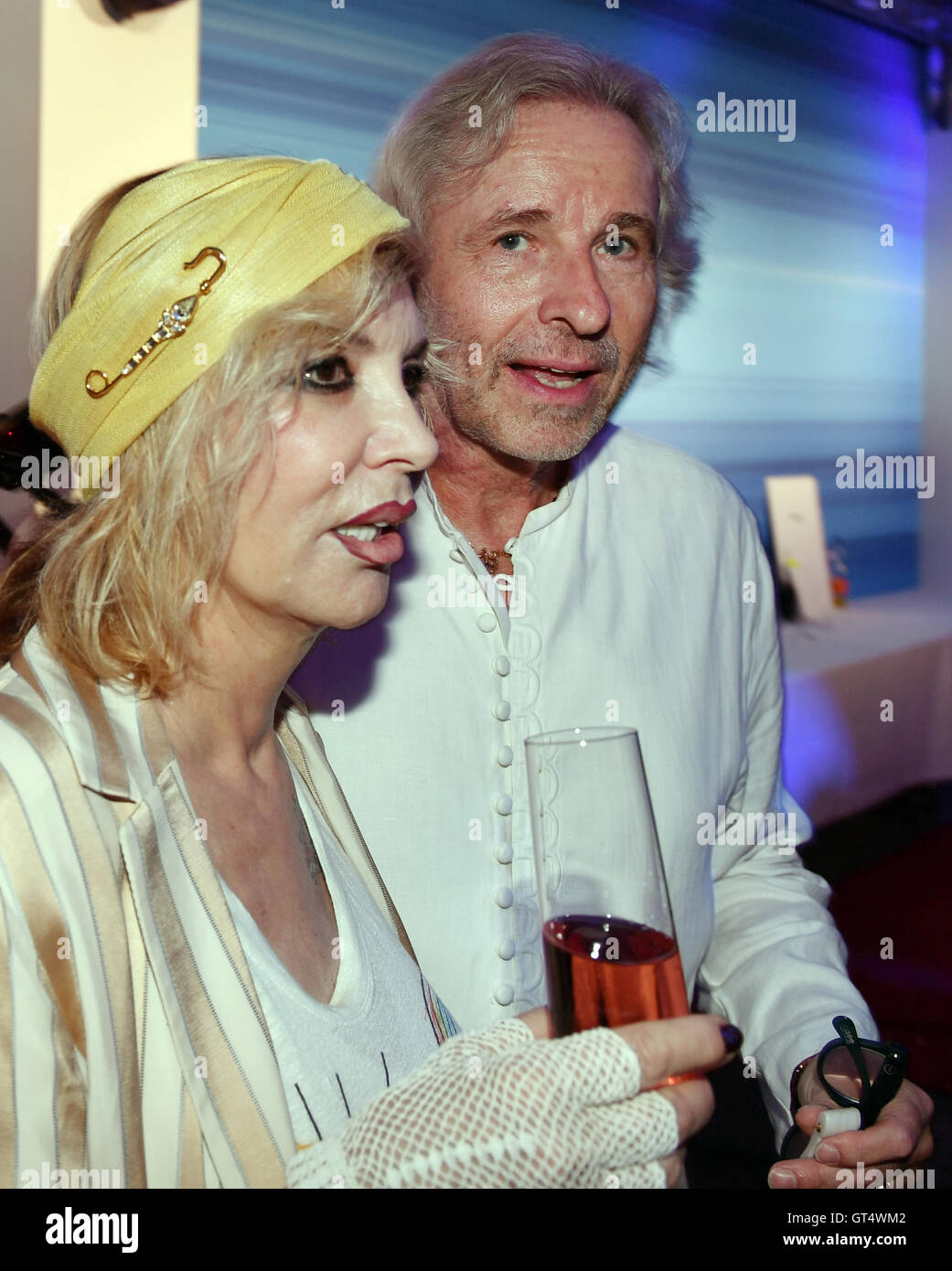 Berlin, Germany. 8th Sep, 2016. Thomas Gottschalk and Thea Gottschalk at  the Bertelsmann Party in the Bertelsmann representation in Berlin, Germany,  8 September 2016. PHOTO: JENS KALAENEdpaAlamy Live News Stock Photo -  Alamy