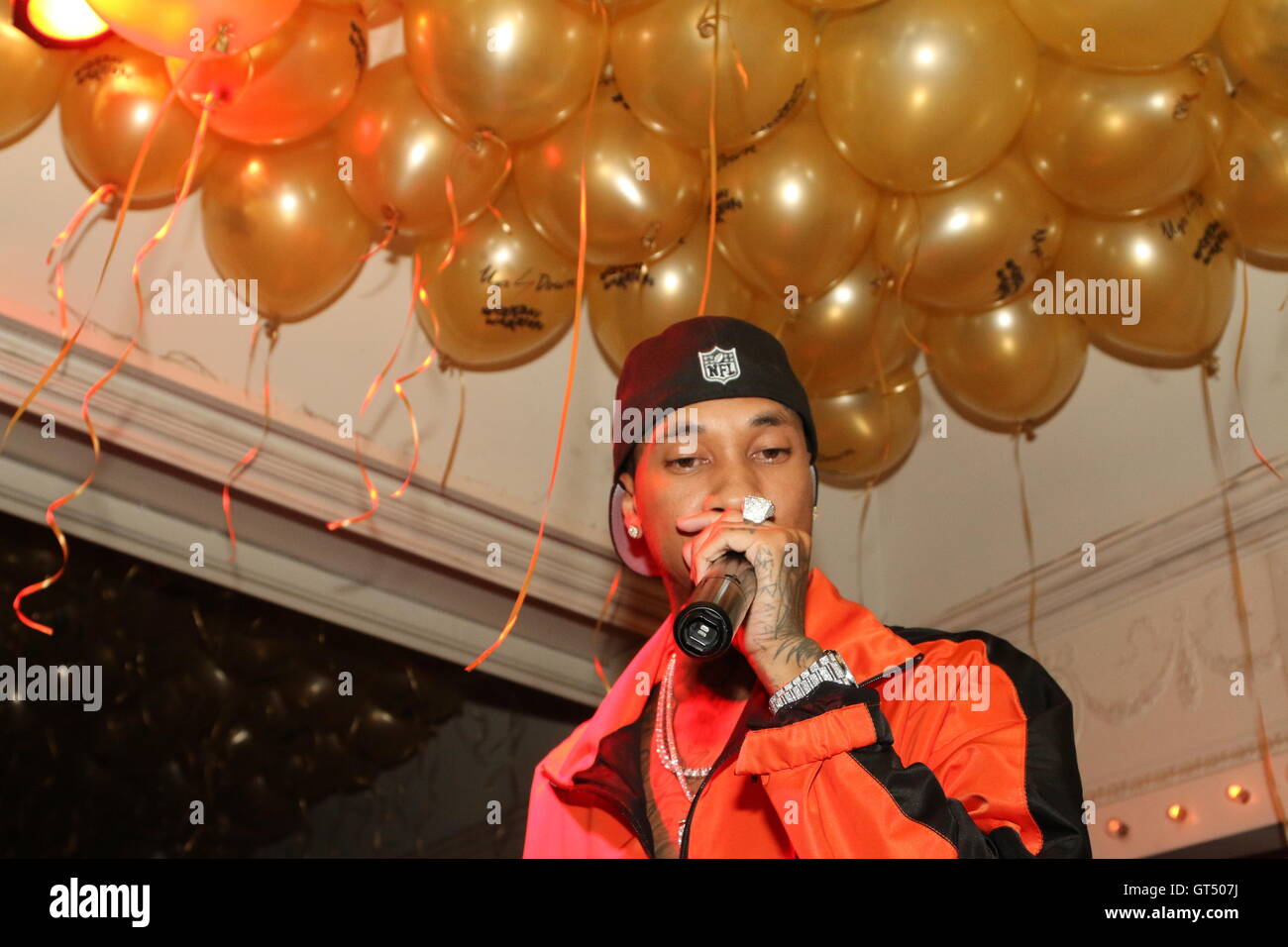 New York Ny September 8 Tyga Performs At The Up And Down Club In Stock Photo Alamy New York Ny September 8 Tyga Performs At The Up And Down Club In Stock Photo Alamy