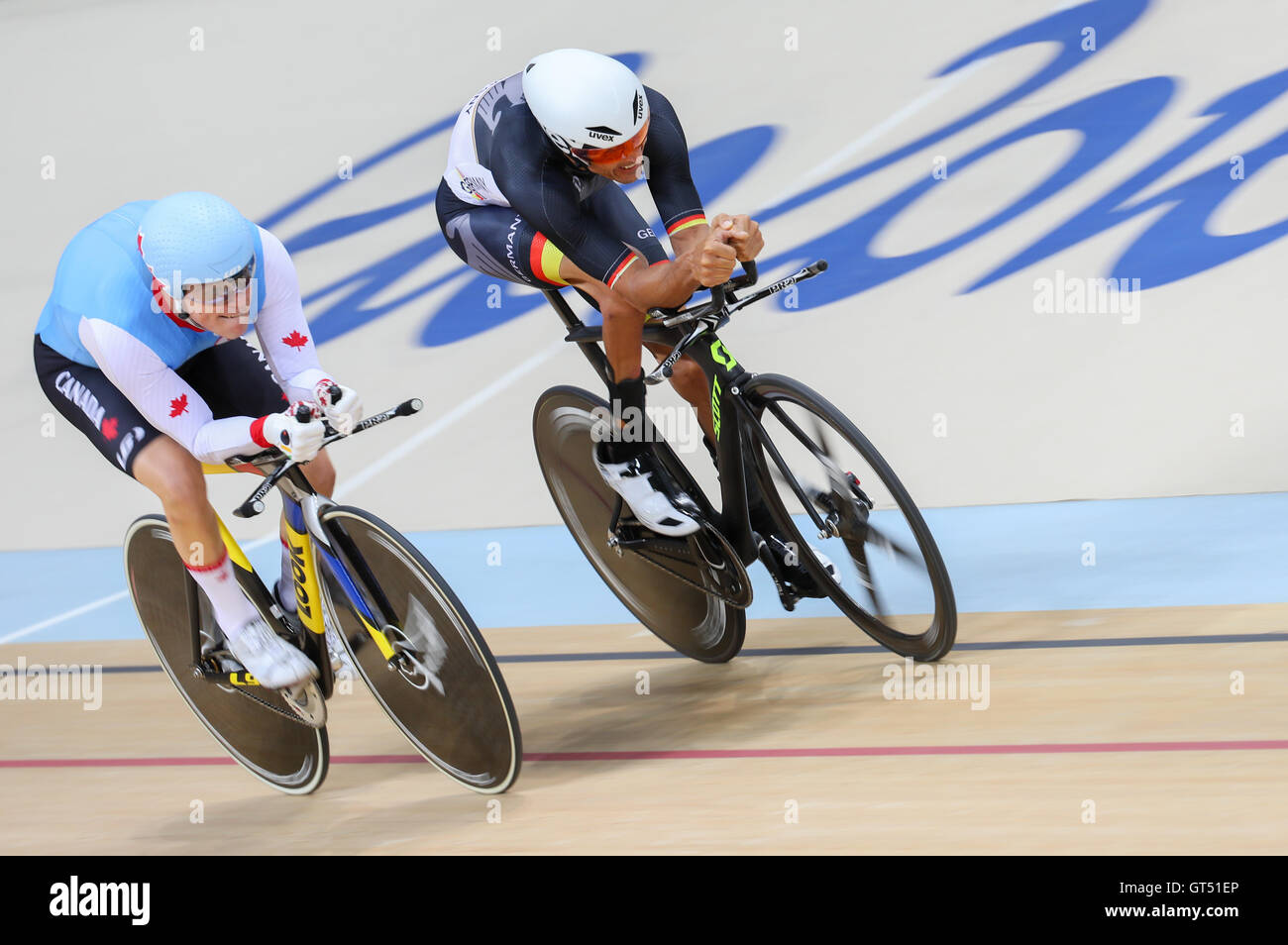 Rio de Janeiro, Brazil. 9th September, 2016.  Cyclist Michael Teuber (R) of Germany and Ross Wilson of Canada compete the Cycling Track - Men's C1 3000M Individual Pursuit Qualification of the Rio 2016 Paralympic Games, Rio de Janeiro, Brazil, 09 September 2016. Photo: Kay Nietfeld/dpa/Alamy Live News Stock Photo