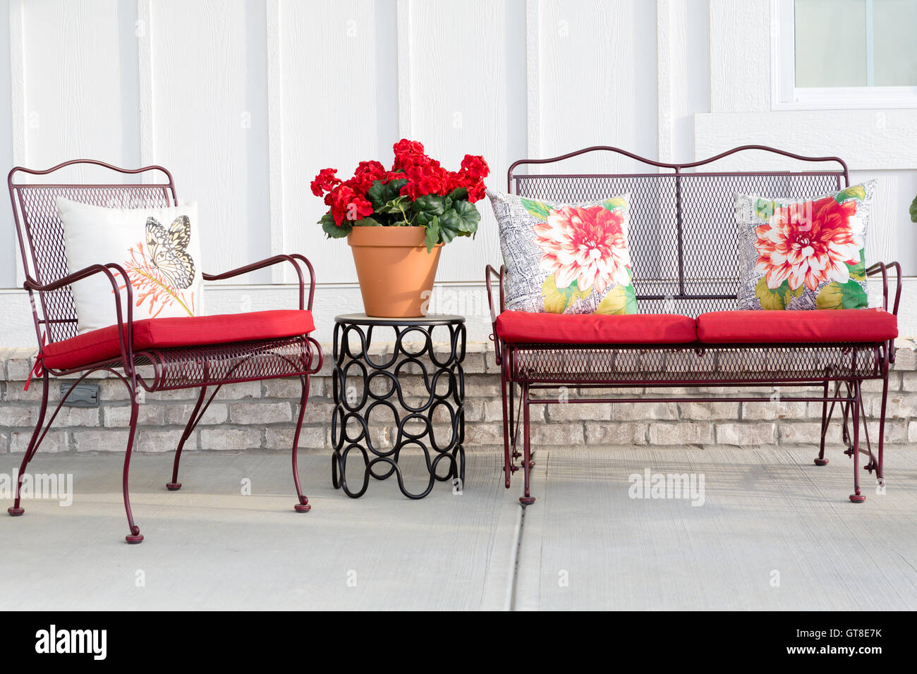 Wrought iron outlet furniture cushions