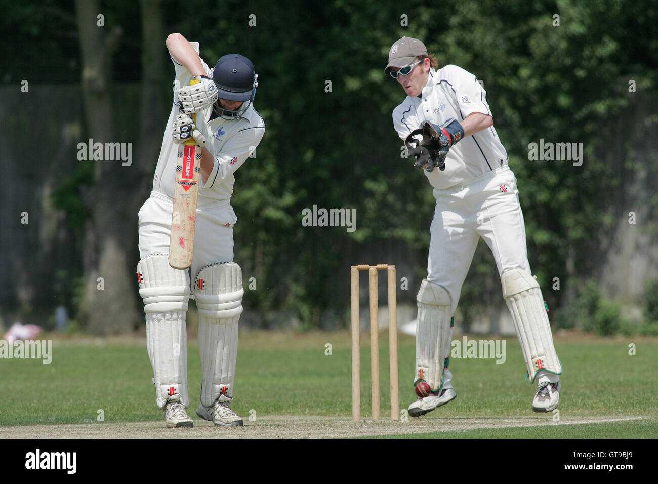 Fives & Heronians CC vs Shenfield CC - Essex Cricket League - 18/06/05 ...