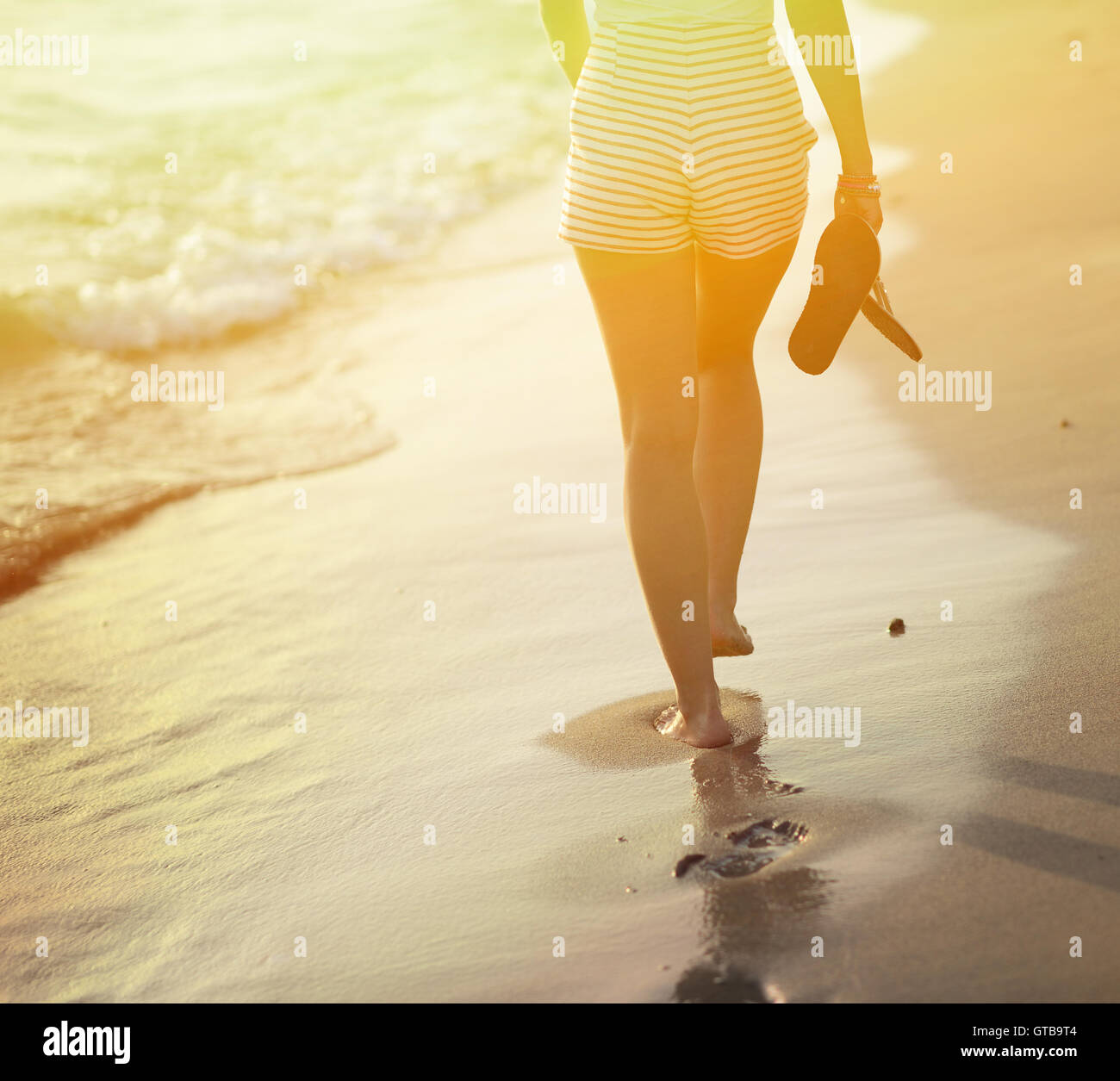 Woman feet detail flip hi-res stock photography and images - Alamy