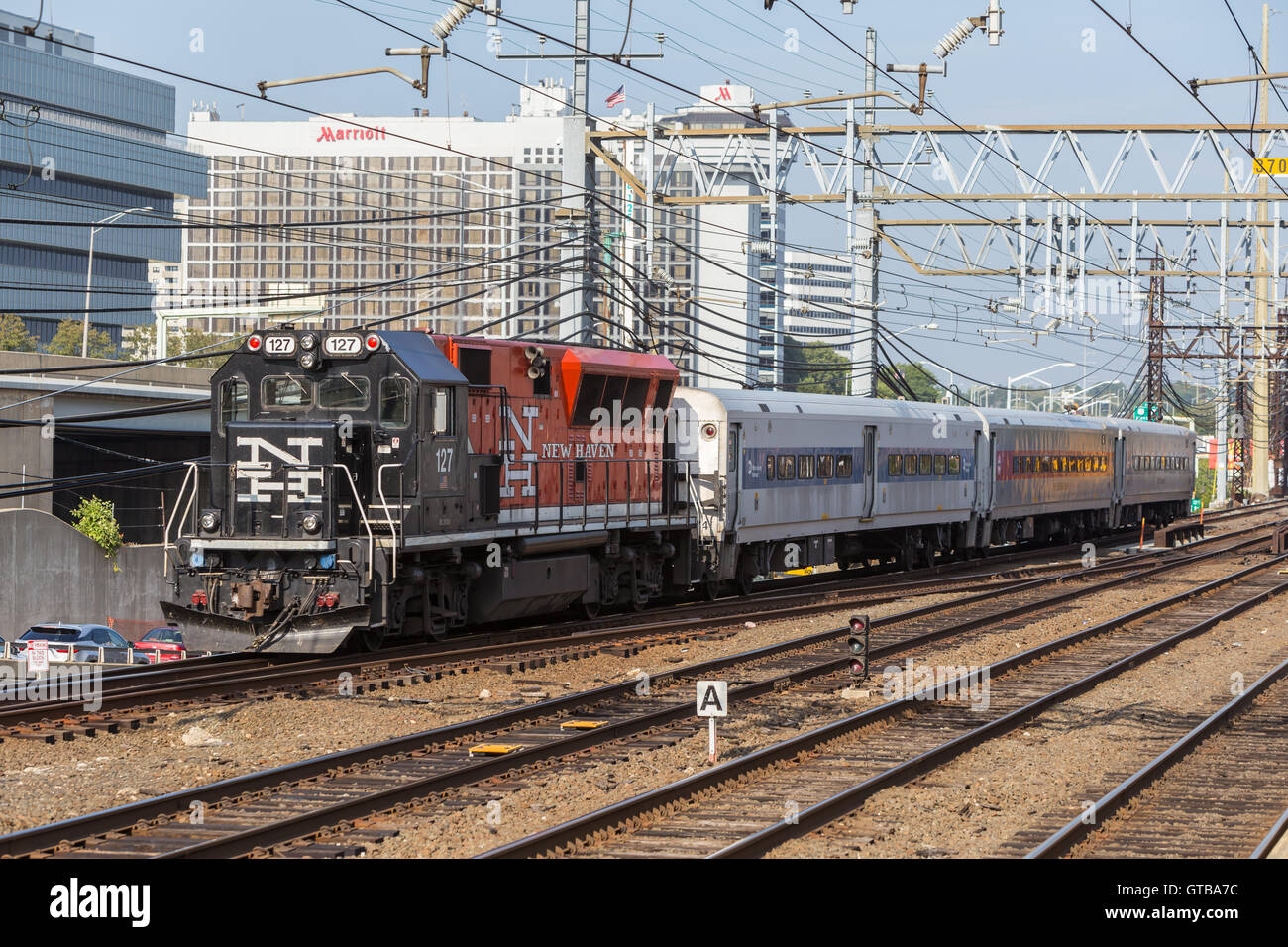 an-metro-north-bl20gh-diesel-locomotive-