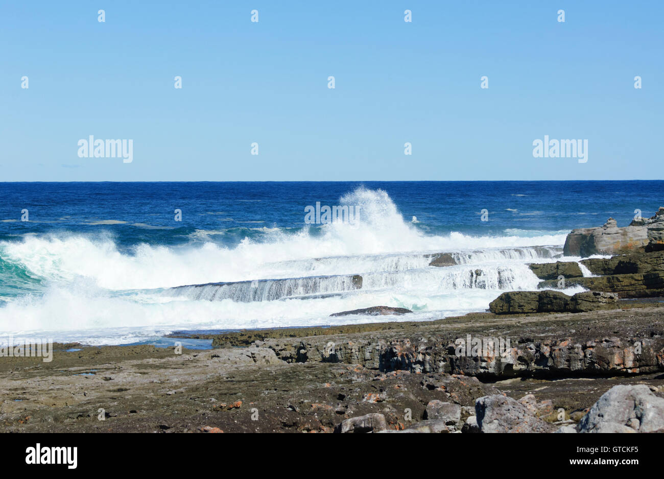 Huge waves at Moes Rock in picturesque Jervis Bay, Booderee National