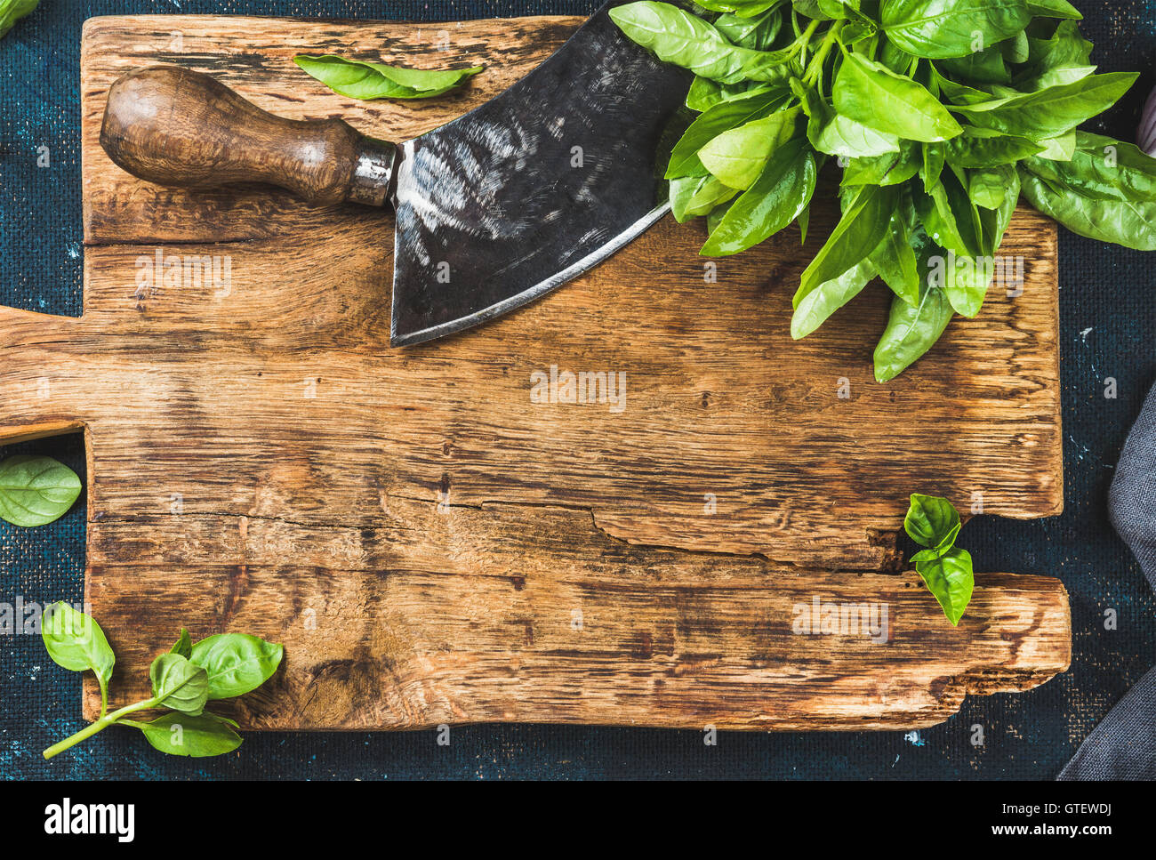 Herb chopper knife hi-res stock photography and images - Alamy