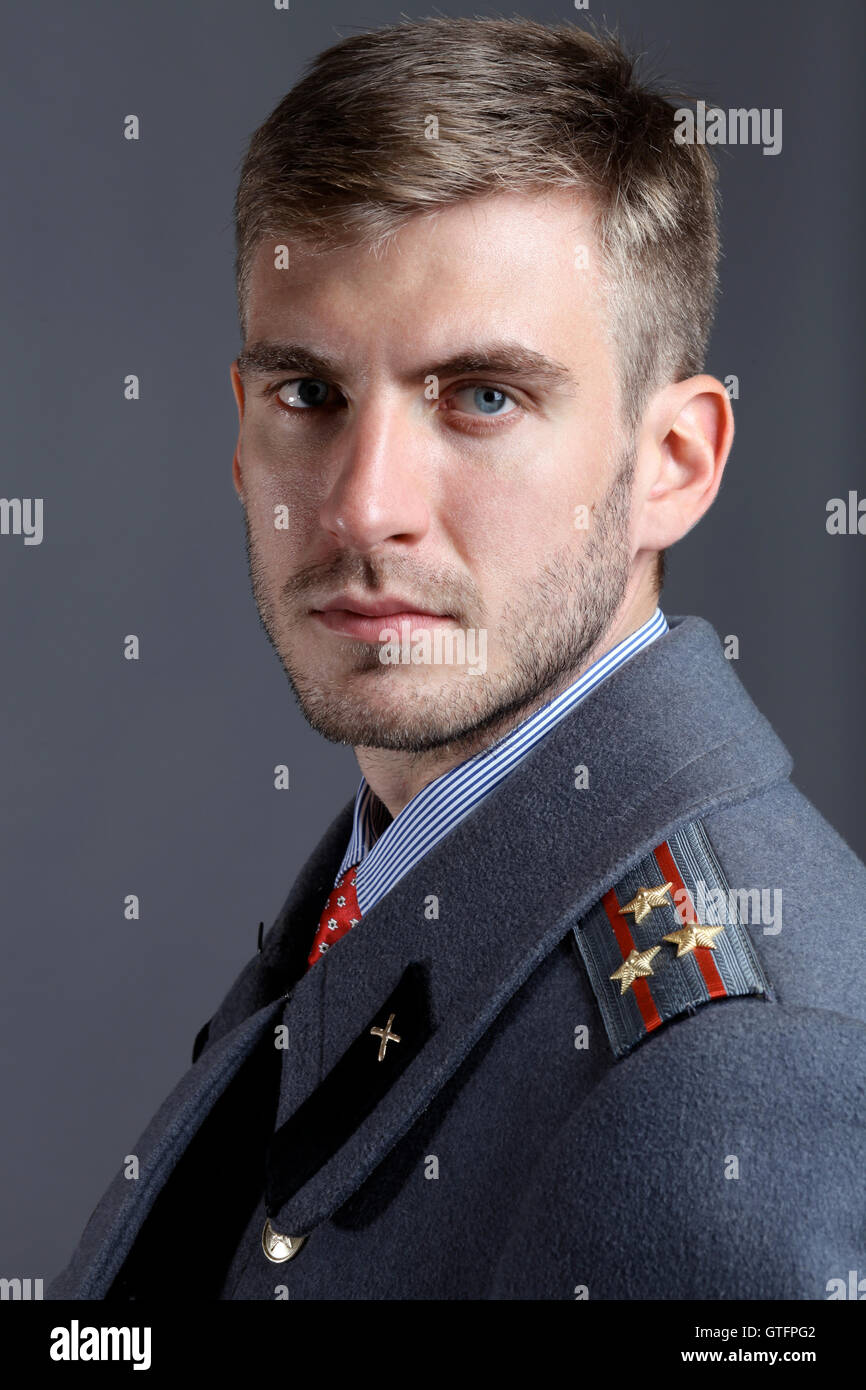 Russian military officer hi-res stock photography and images - Alamy