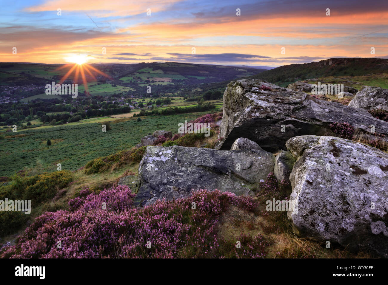 Baslow Edge in the Peak District Stock Photo - Alamy