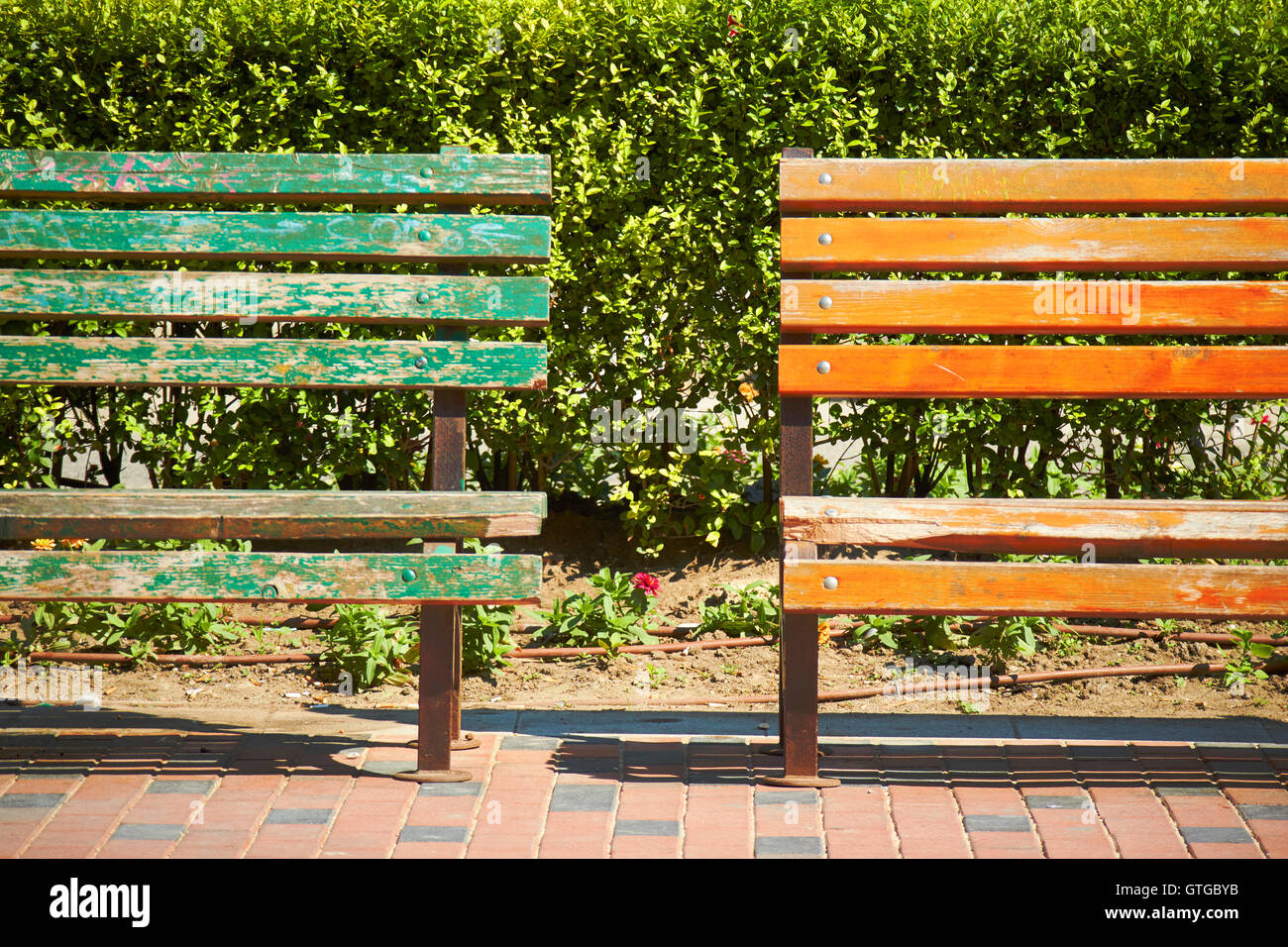 Benches in nature hi-res stock photography and images - Alamy