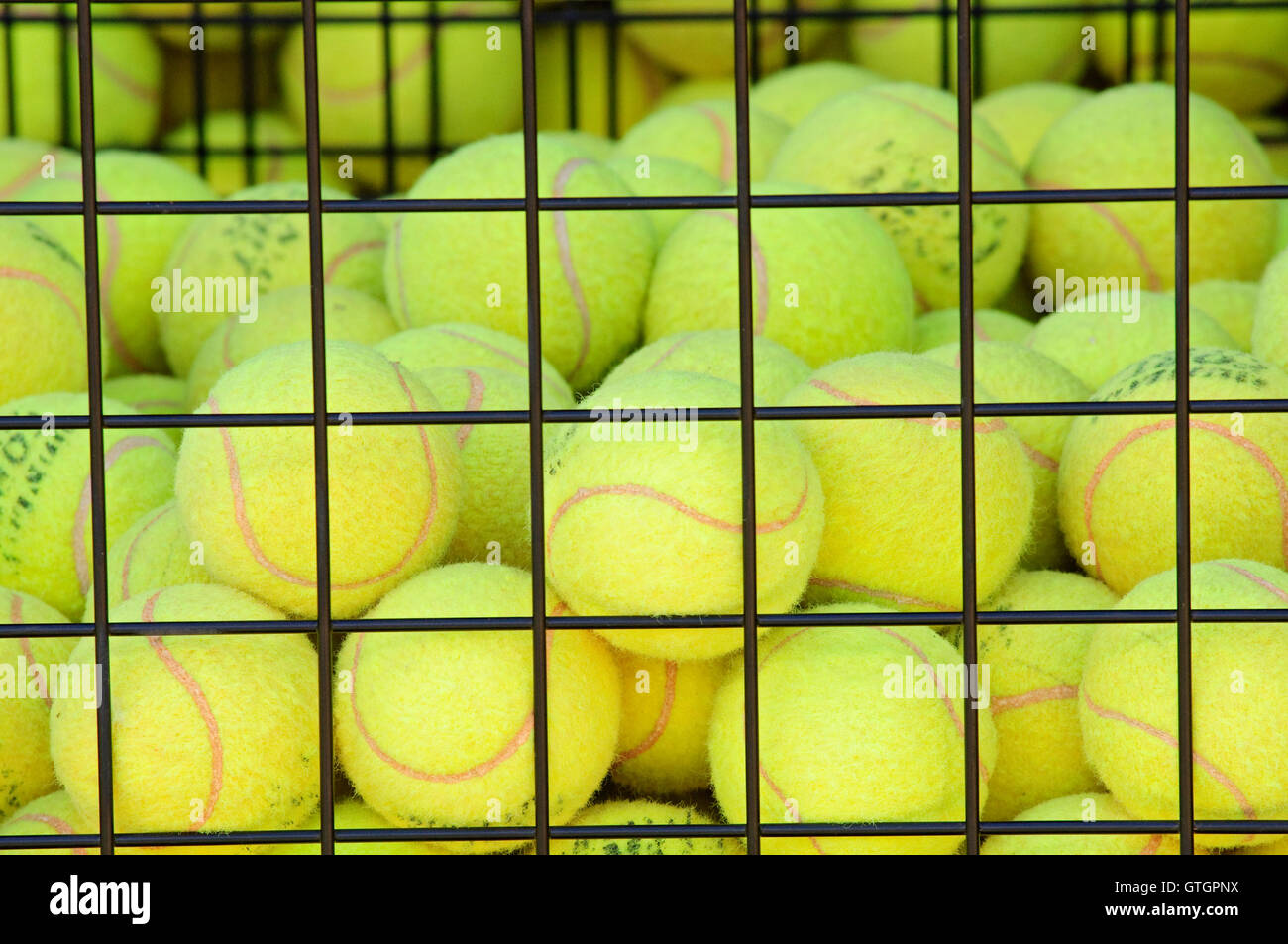 Practise Tennis Balls in the Basket Stock Photo Alamy