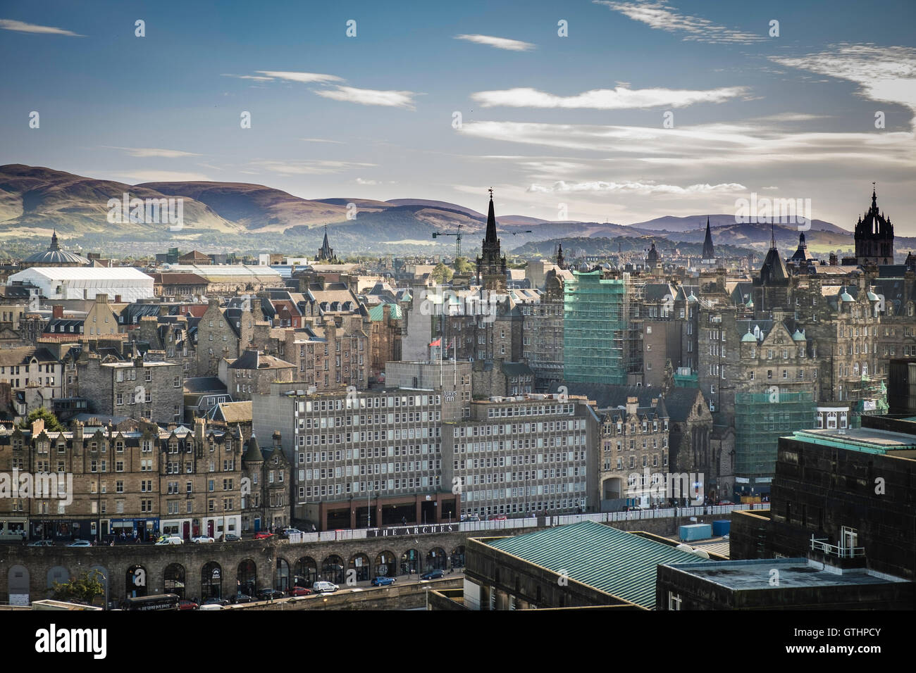 View of the Old Town out to the suburbs of Bruntsfield, Marchmont, Newington and the Pentland Hills, Edinburgh, Scotland Stock Photo