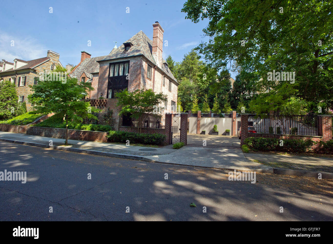 House at 2446 Belmont Road, NW; Washington, DC 20008 on May 25, 2016