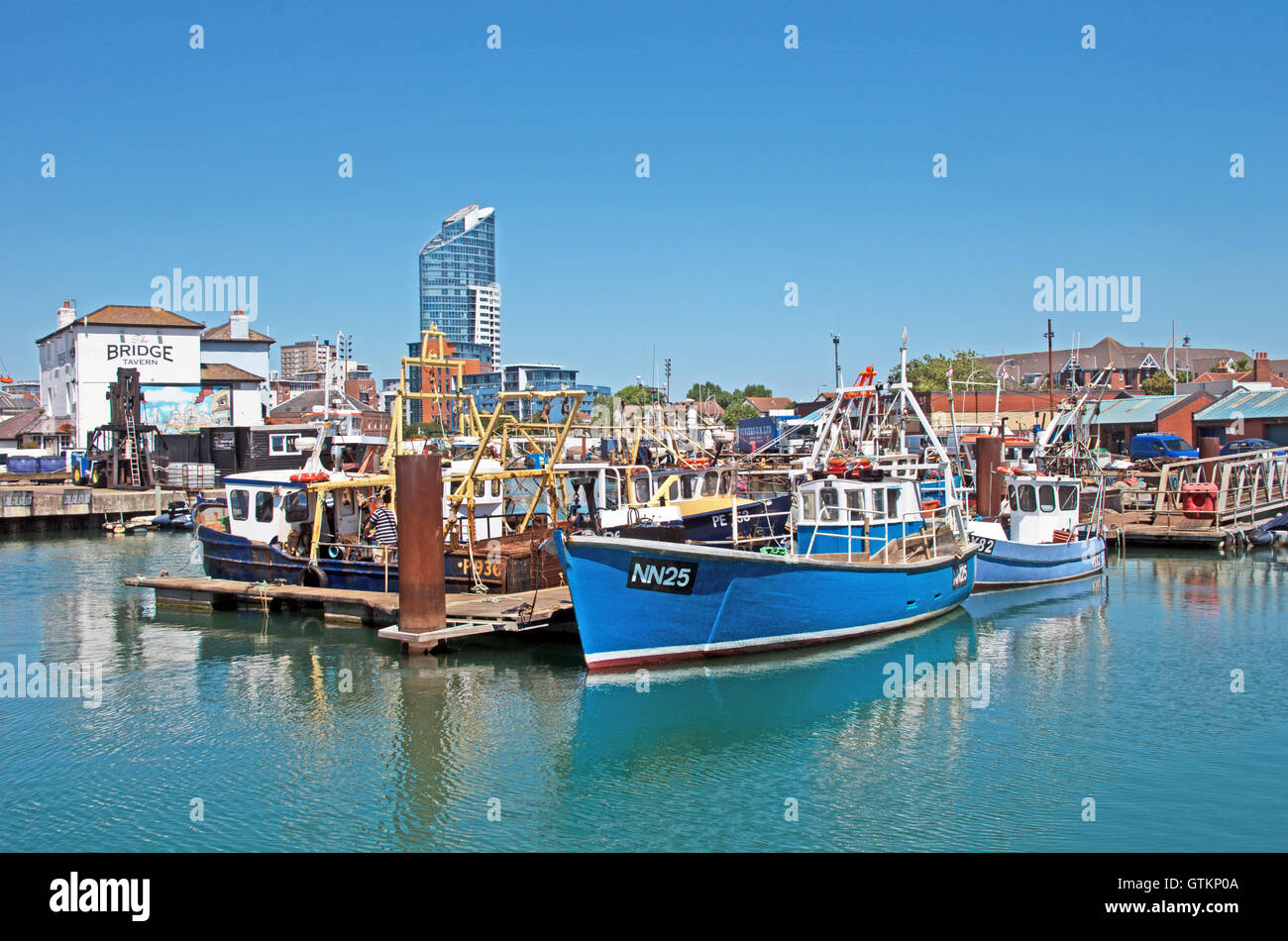 Portsmouth, Fishing Boat, Trawler, Harbour Dock, Hampshire, England ...