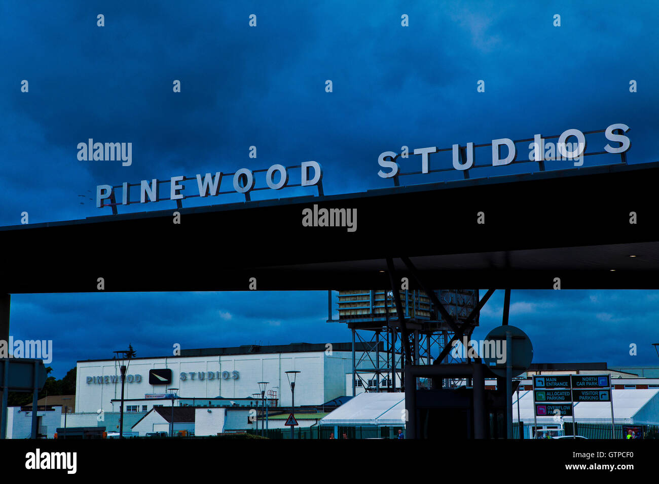 Pinewood studios hires stock photography and images Alamy