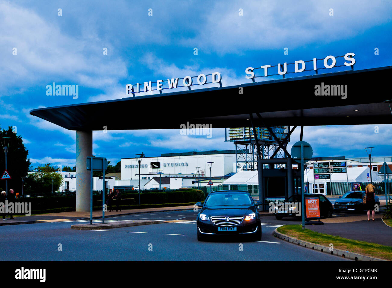 Pinewood studios hires stock photography and images Alamy