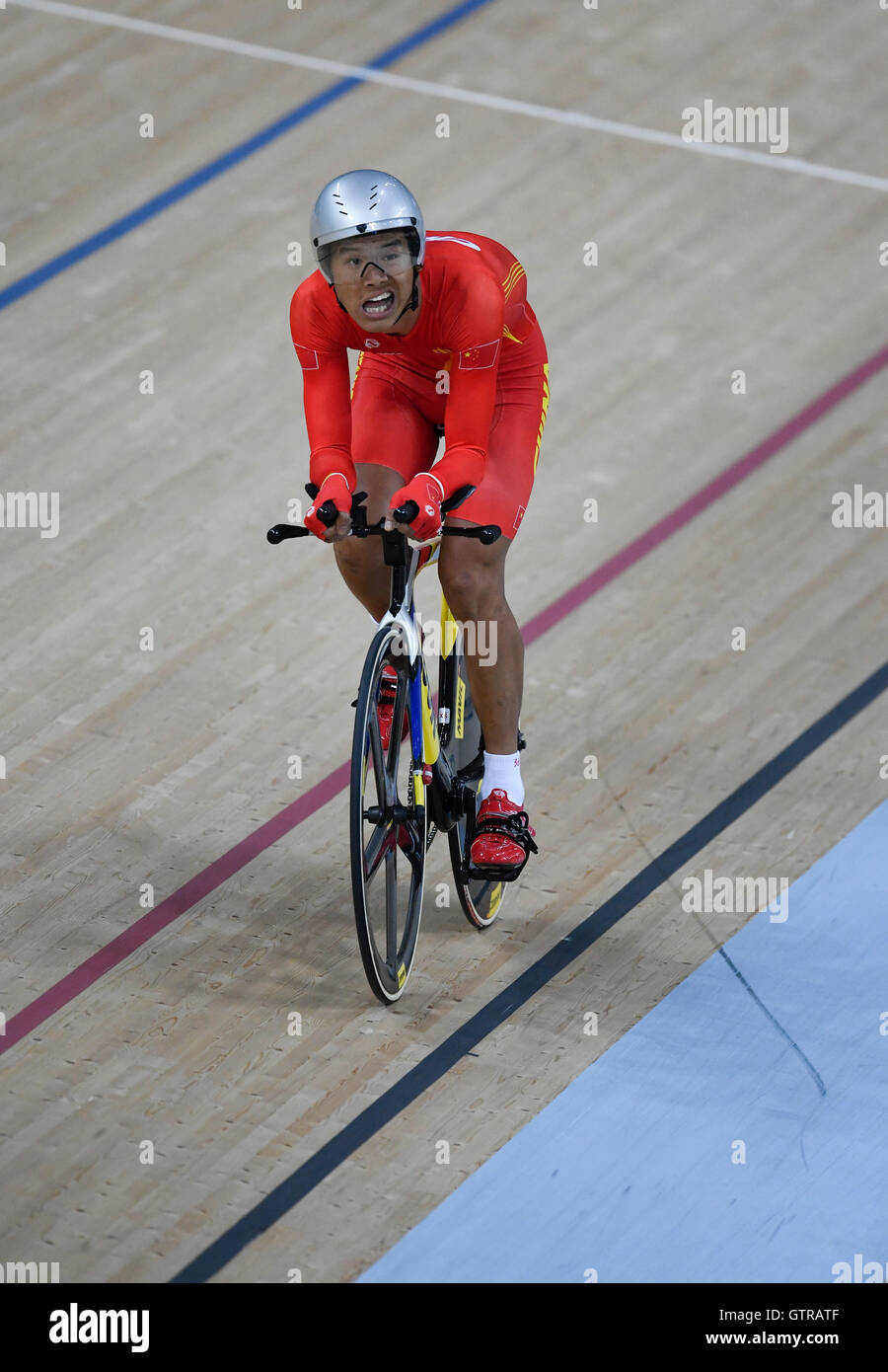 Rio de Janeiro, Brazil 09SEP16:China's Zangyu Li competes in the men's C1 3000 meters individual pursuit on day two of competition at the Rio 2016 Paralympic Games. Stock Photo