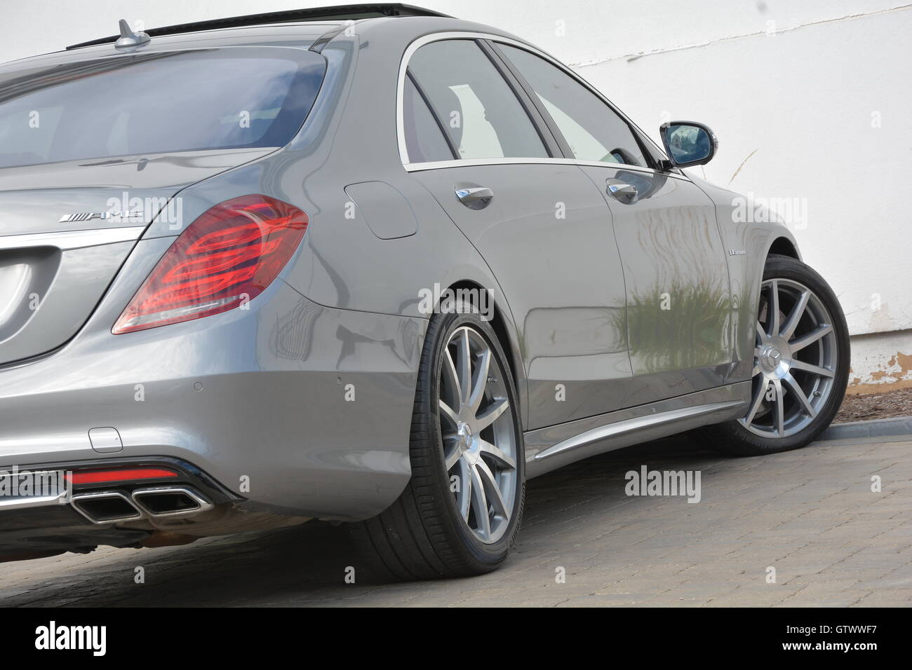 Silver amg wheels hi-res stock photography and images - Alamy