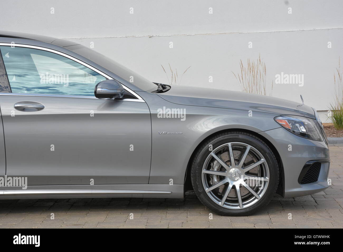 Silver amg wheels hi-res stock photography and images - Alamy