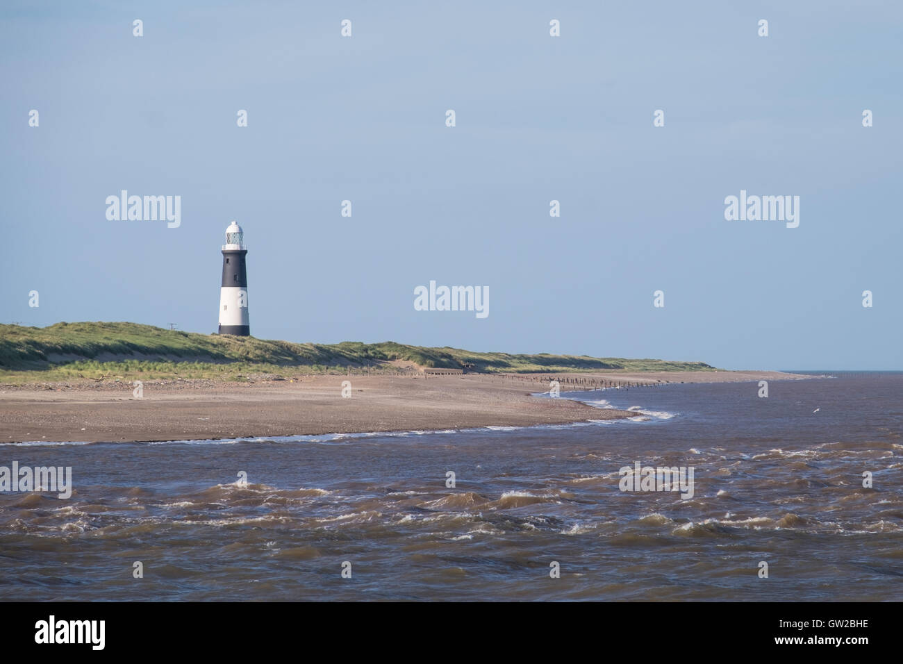 Spurn Head lighthouse at the mouth of the Humber Estuary, UK Stock Photo