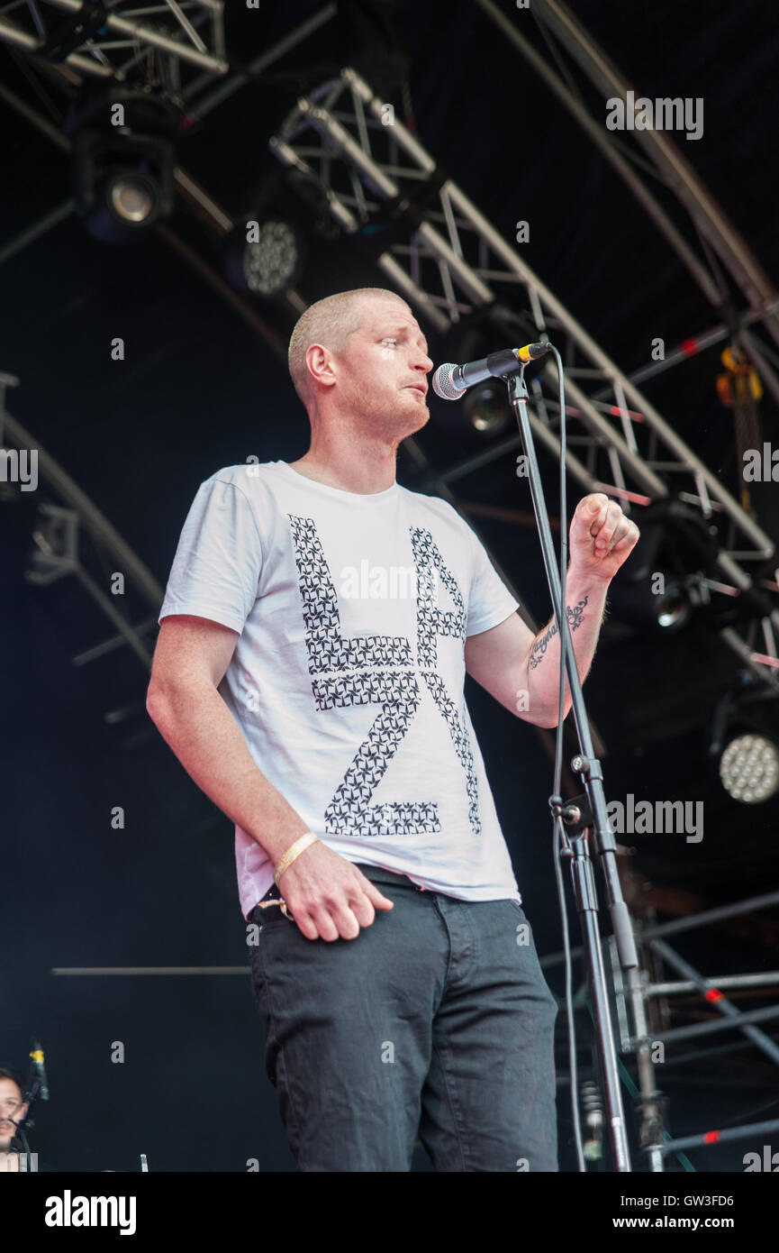 Lazy Habits play "The Lakeside Stage" Camper Calling, Ragley Hall ...