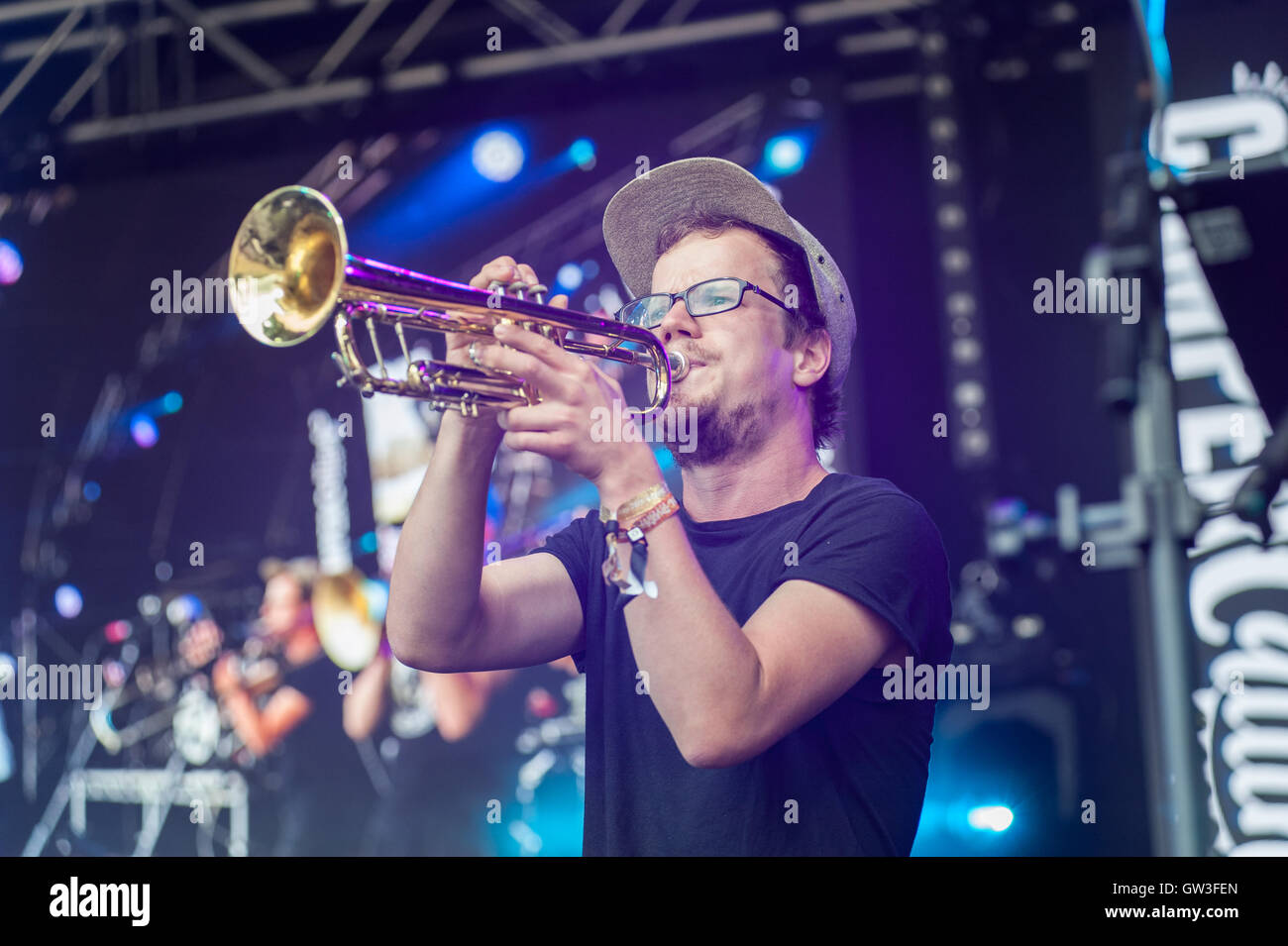 Lazy Habits play "The Lakeside Stage" Camper Calling, Ragley Hall ...