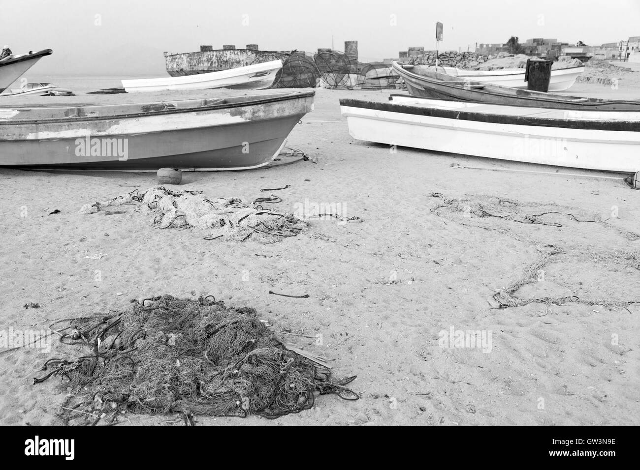 Oman beach sandy Black and White Stock Photos & Images - Alamy