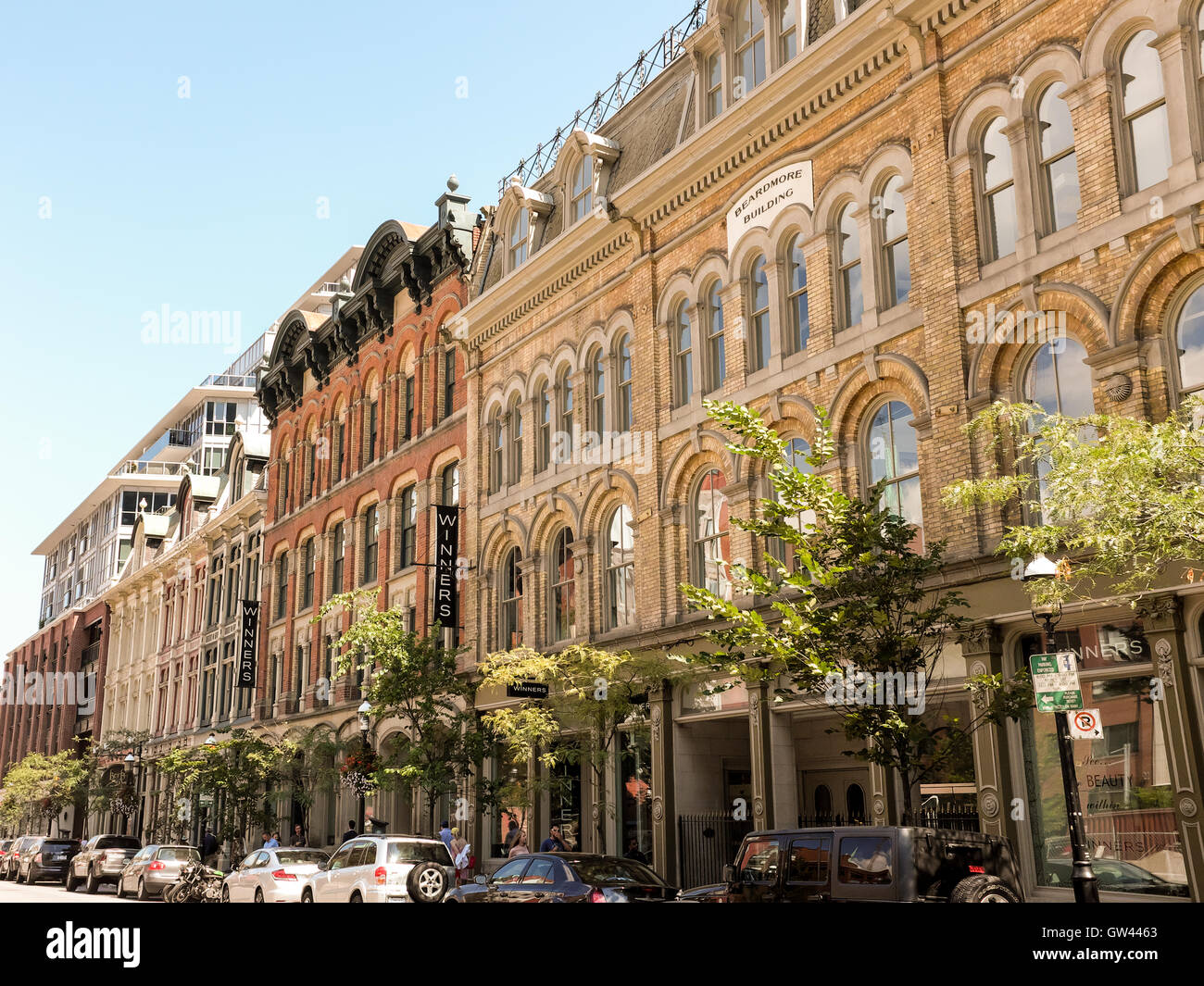 Old man downtown toronto hi-res stock photography and images - Alamy