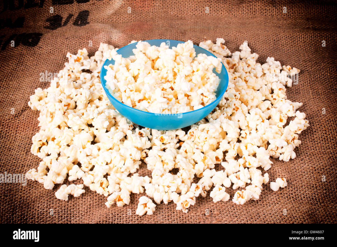 Pop corn in cup Stock Photo Alamy