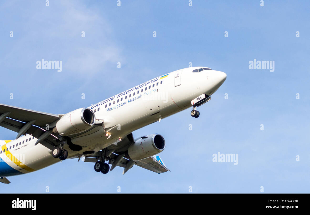 Aircraft Wingtip In Flight High Resolution Stock Photography and Images ...