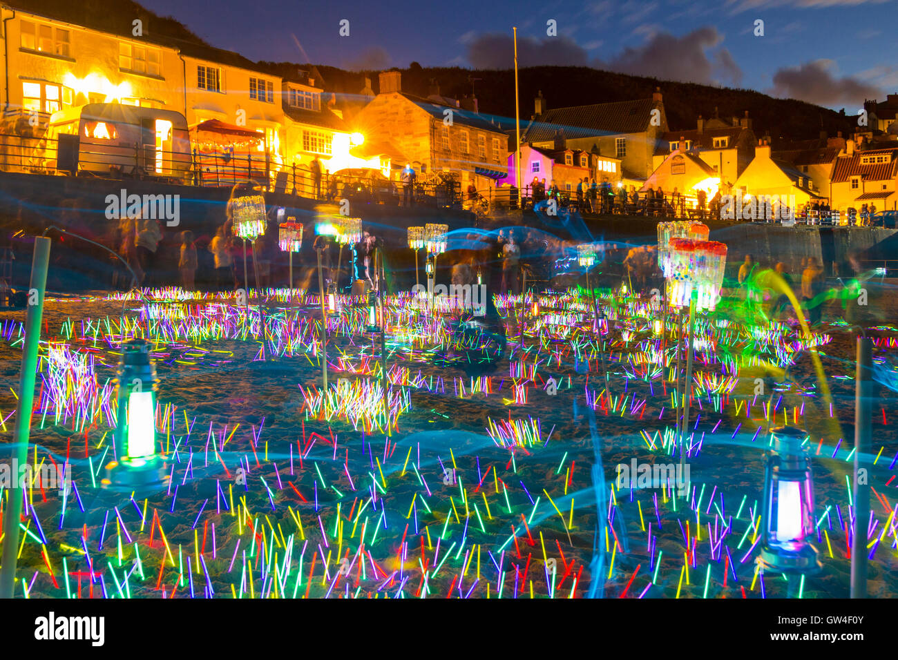 Staithes North Yorkshire UK 10th September 2016 Weather Children staithes-north-yorkshire-uk-10th-september-2016-weather-children