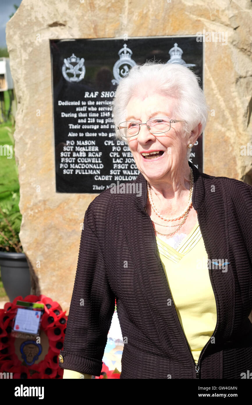 Shobdon airfield, Herefordshire, UK. 11th September, 2016. Mrs Joan Walpole a former WAAF based at RAF Shobdon now aged 95 years unveils the new war memorial at the former RAF Shobdon airfield. The memorial honours the men and women of No 5 Glider Training School, formed at RAF Shobdon in 1942. The trained pilots went on to serve in the Glider Pilot Regiment and take part in operations in Norway, Sicily, D-Day, Arnhem and the crossing of the River Rhine into Germany. Credit:  Steven May/Alamy Live News Stock Photo