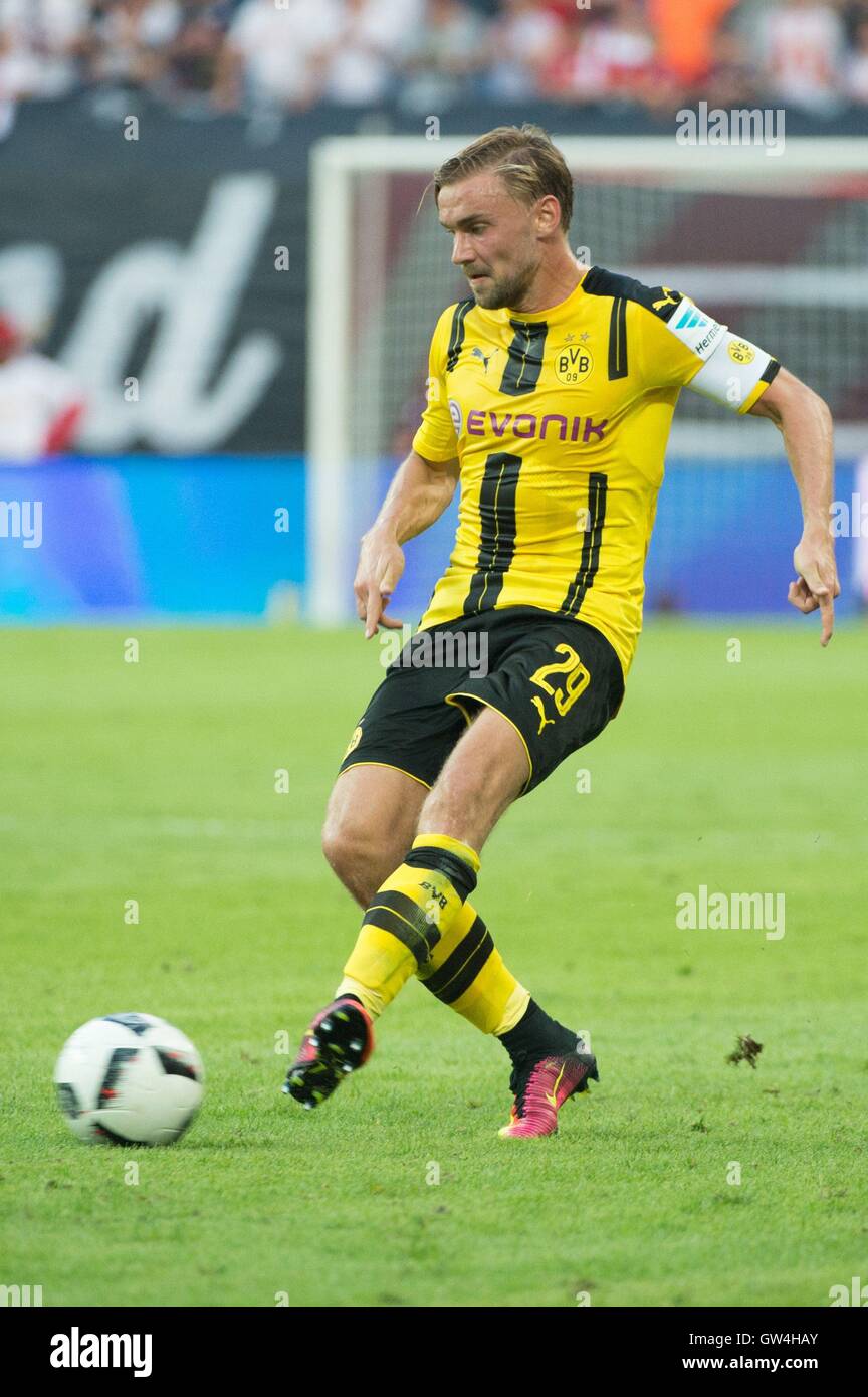 Marcel Schmelzer Bvb Dortmund Soccer Player