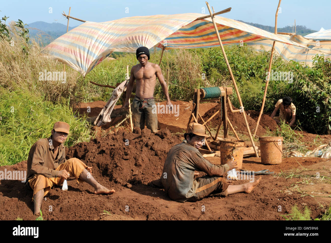 Zircon Mine Miners Stock Photo Alamy