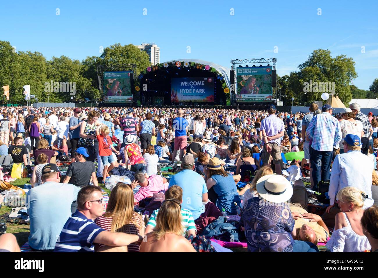 A general view of the stage at BBC Radio 2 Live in Hyde Park, London Stock  Photo - Alamy