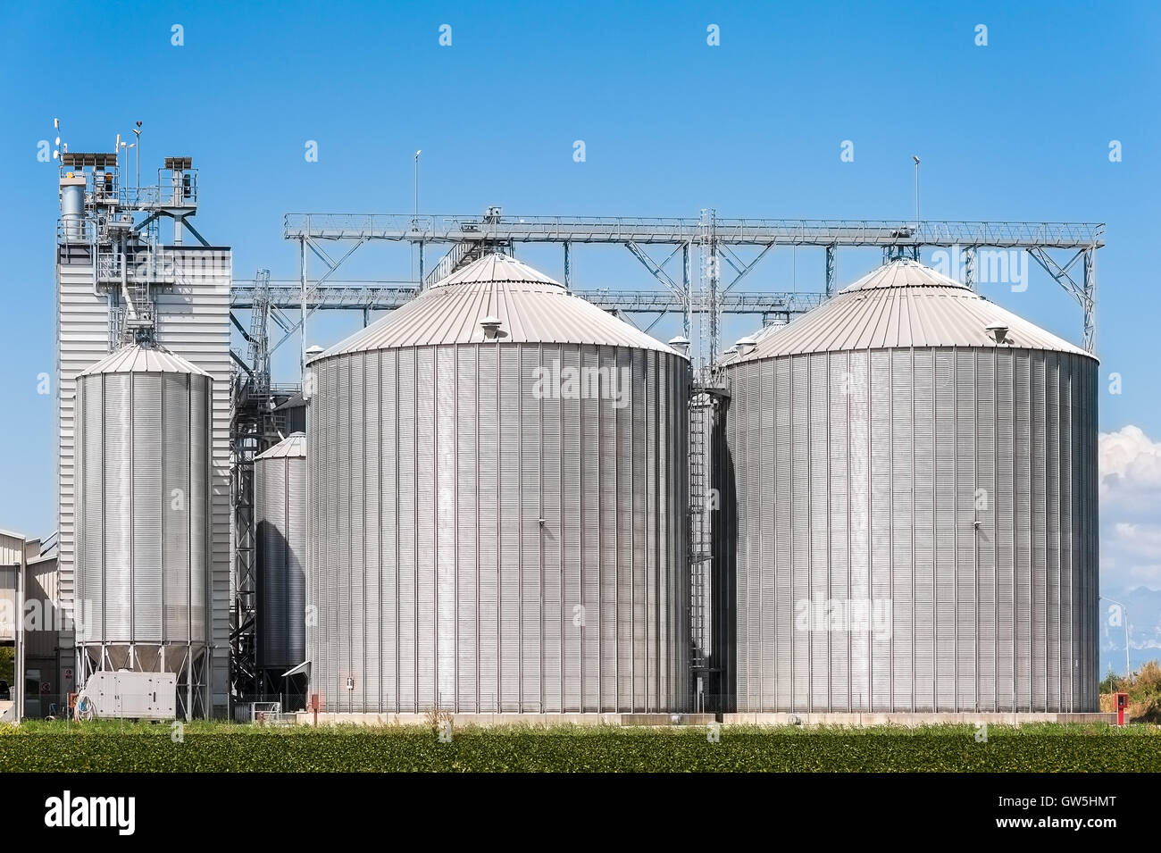 Agricultural Silo Building Exterior Storage And Drying Of Grains