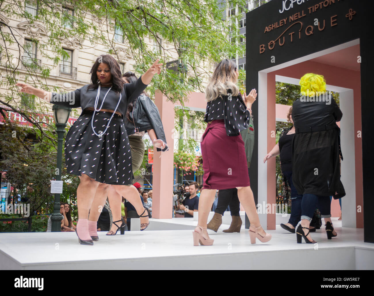 JCPenney Presents A Fashion Show Of Clothing For Plus Sized Women ...