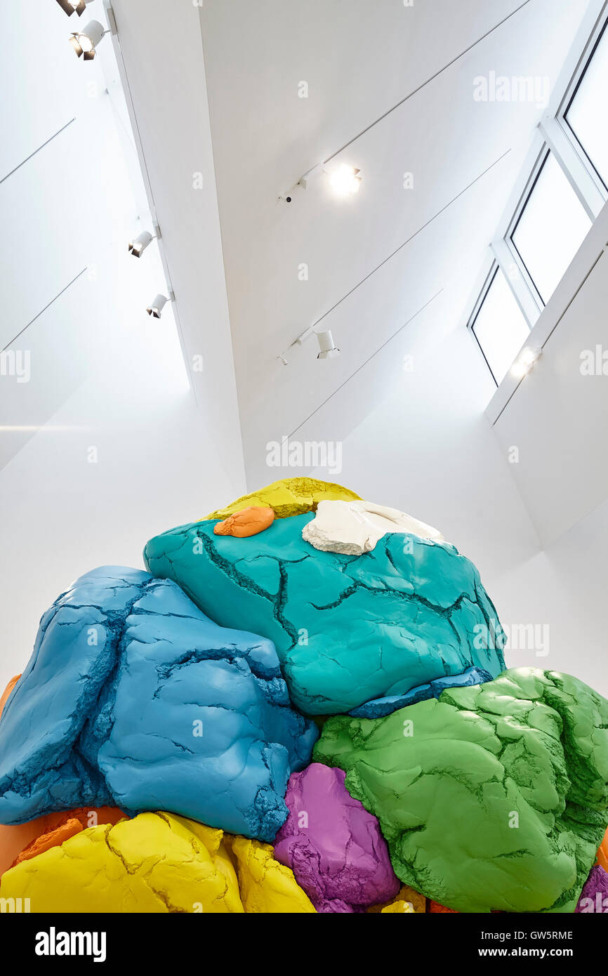 Main upper gallery space with Jeff Koons 'PlayDoh' Sculpture and