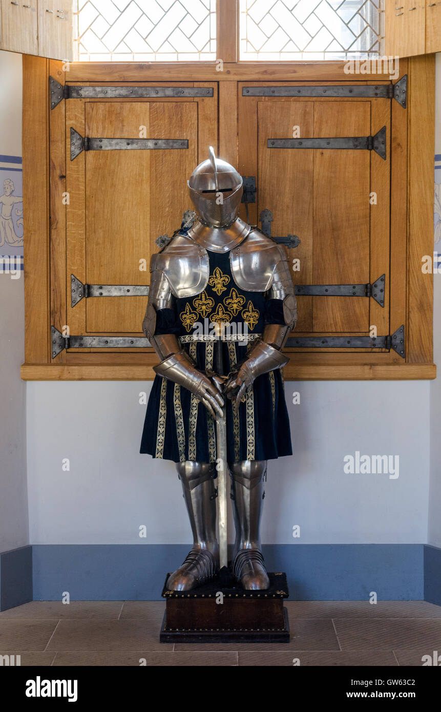 Suit of armour in the Great Hall of Stirling Castle, Scotland Stock Photo