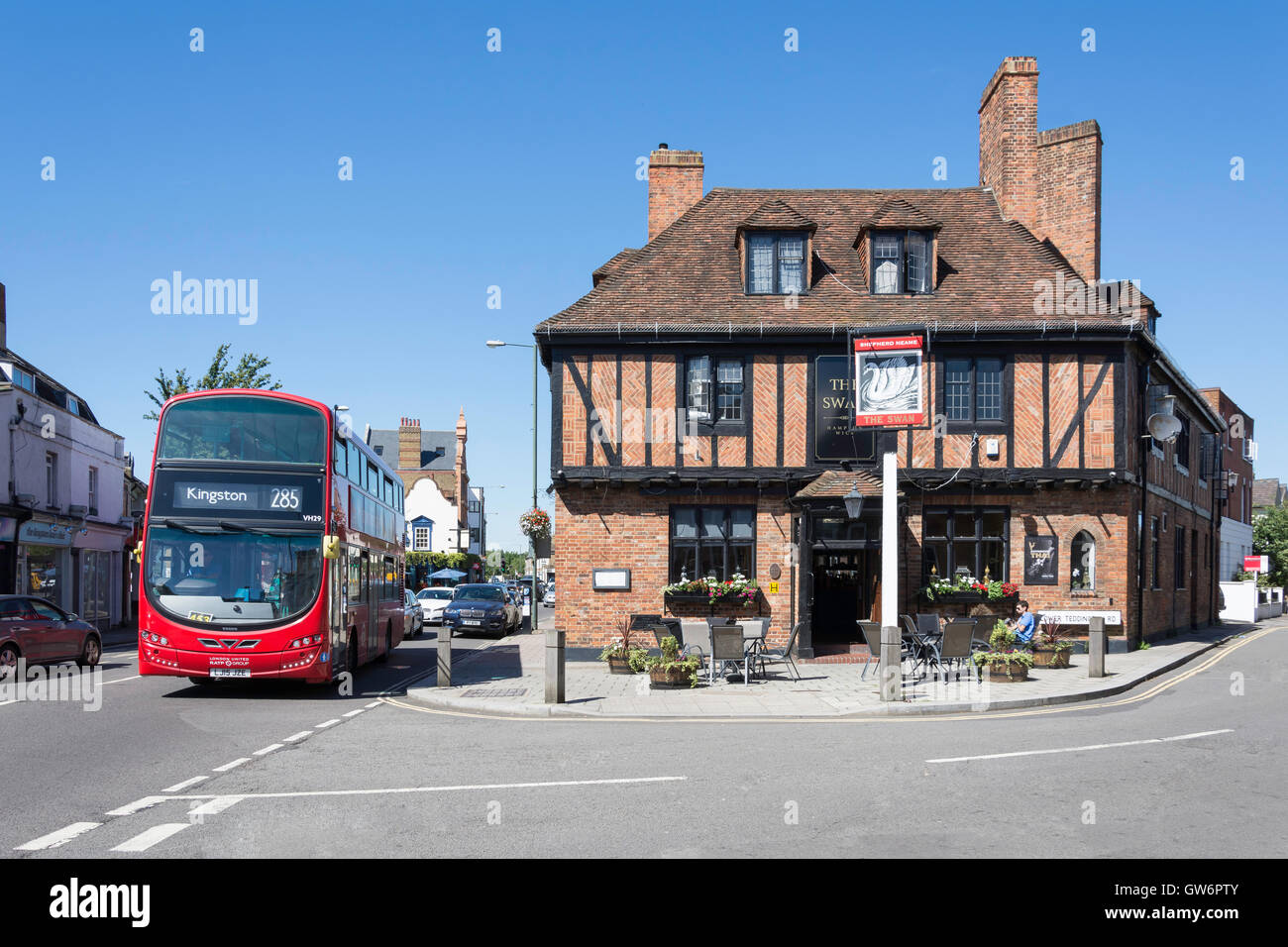 The Swan Pub on High Street, Hampton Wick, Royal Borough of Richmond upon Thames, Greater London, England, United Kingdom Stock Photo