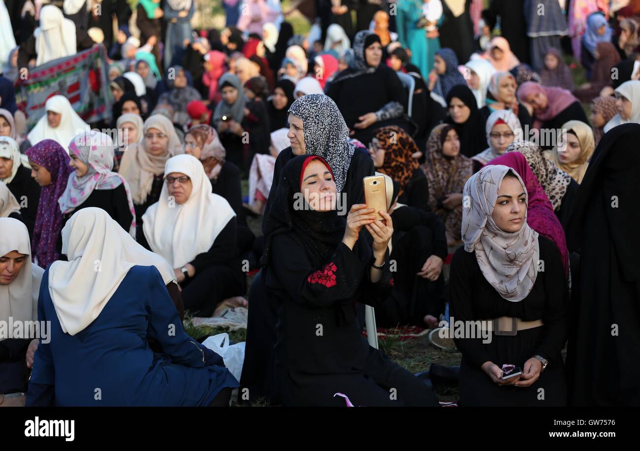 Muslims In Gaza Gaza City, Gaza Strip, Palestinian Territory. 12th Sep, 2016 ...