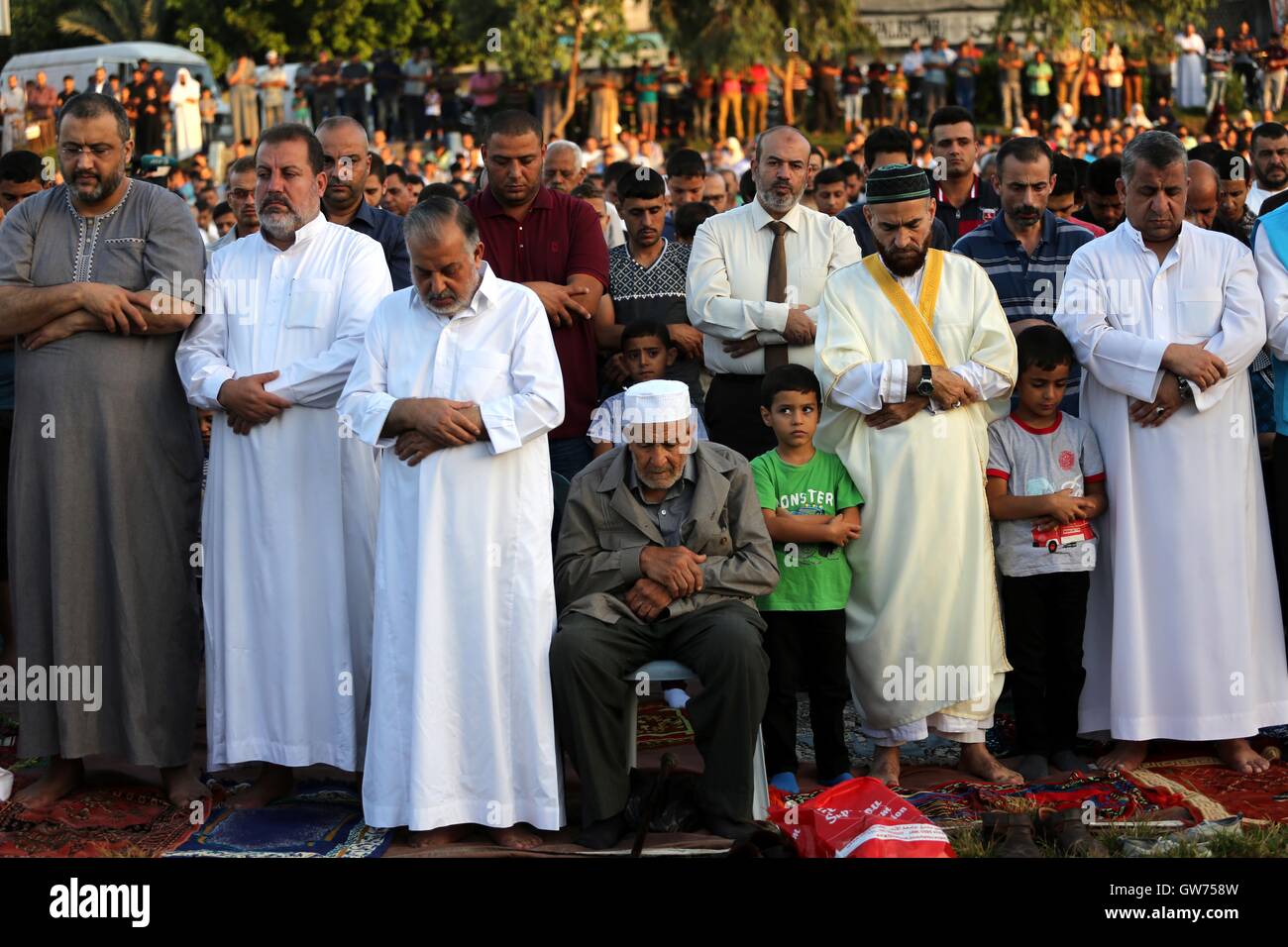 Muslims In Gaza Gaza City, Gaza Strip, Palestinian Territory. 12th Sep, 2016 ...