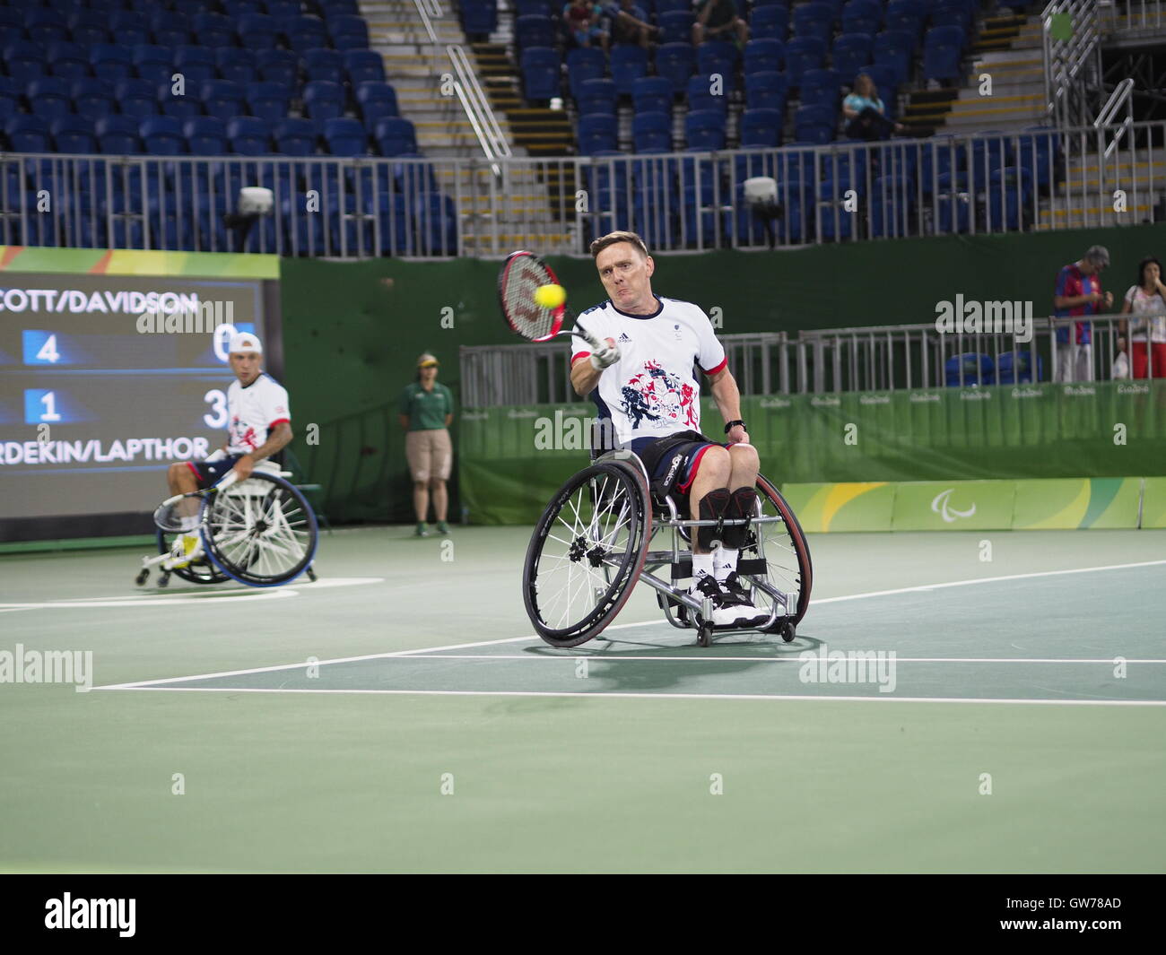Quad doubles paralympics wheelchair tennis hires stock photography and