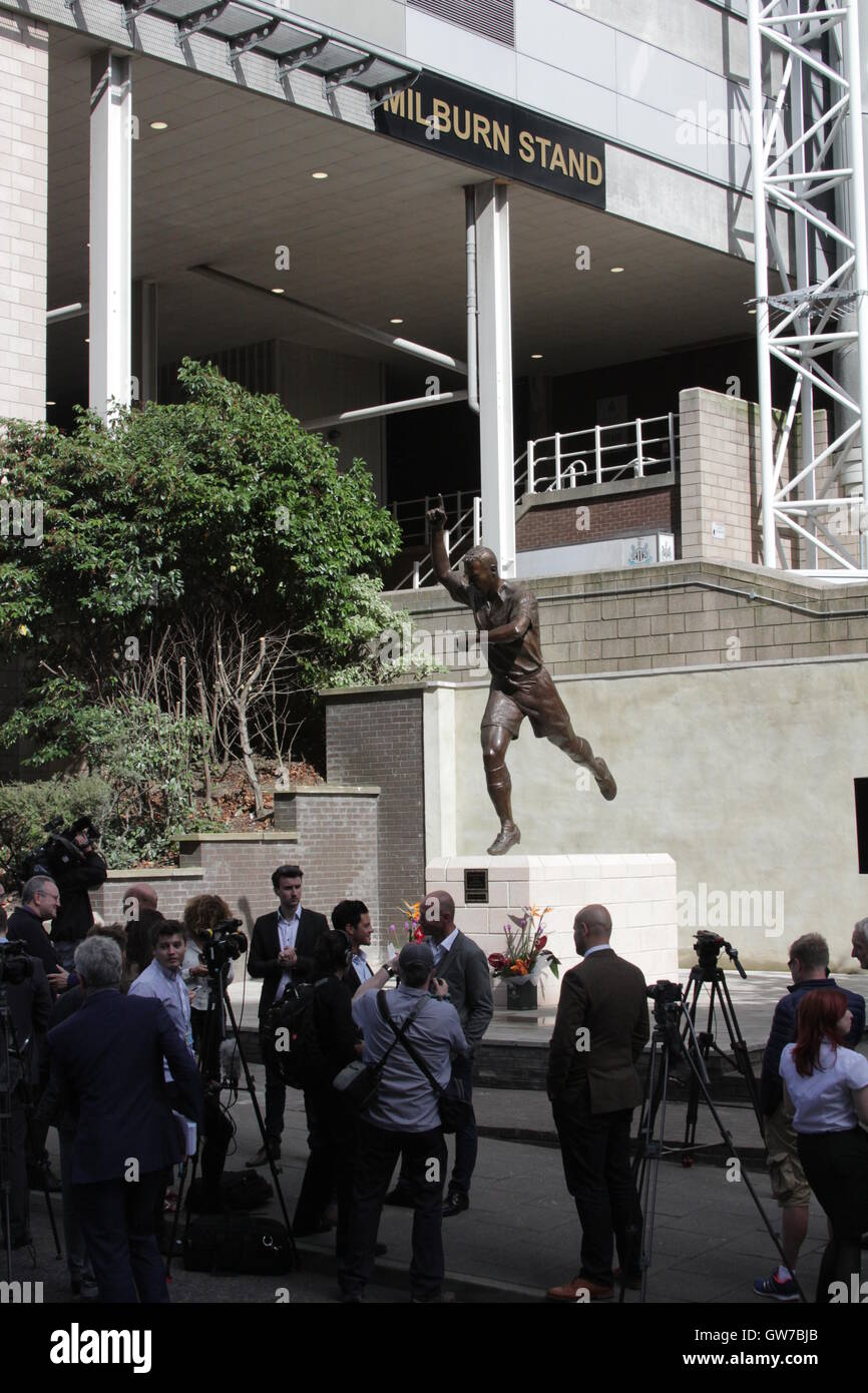 Newcastle upon Tyne, UK September 12th, 2016. Alan Shearer statue