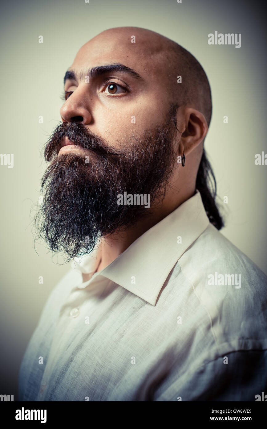 Old man with long beard vintage hi-res stock photography and images - Alamy