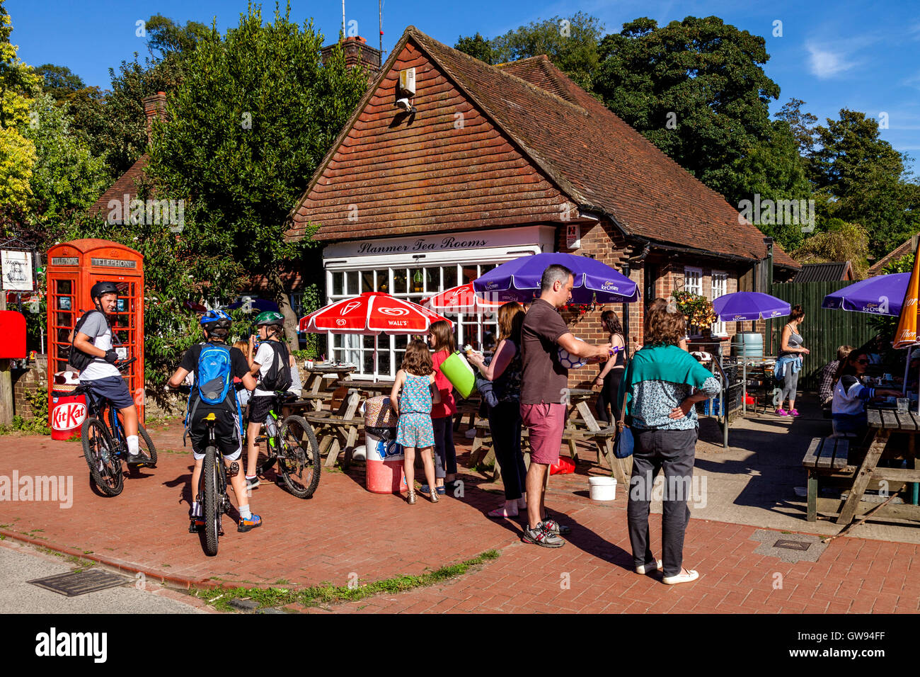 A Traditional Village Tea Shop, Stanmer Park, Brighton, Sussex, UK Stock Photo