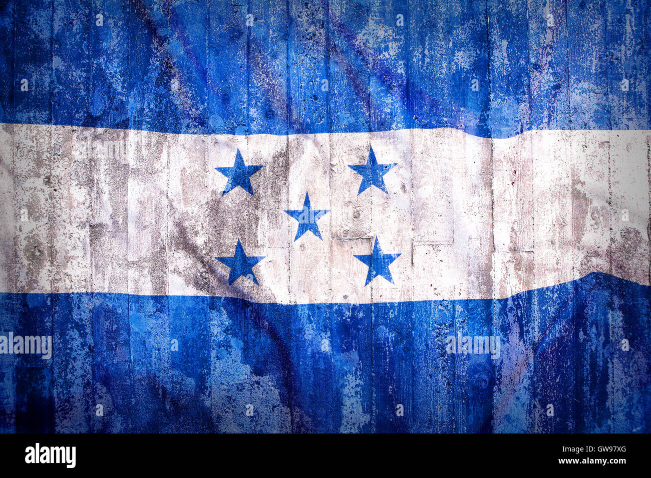 Grunge style of Honduras flag on a brick wall for background Stock Photo