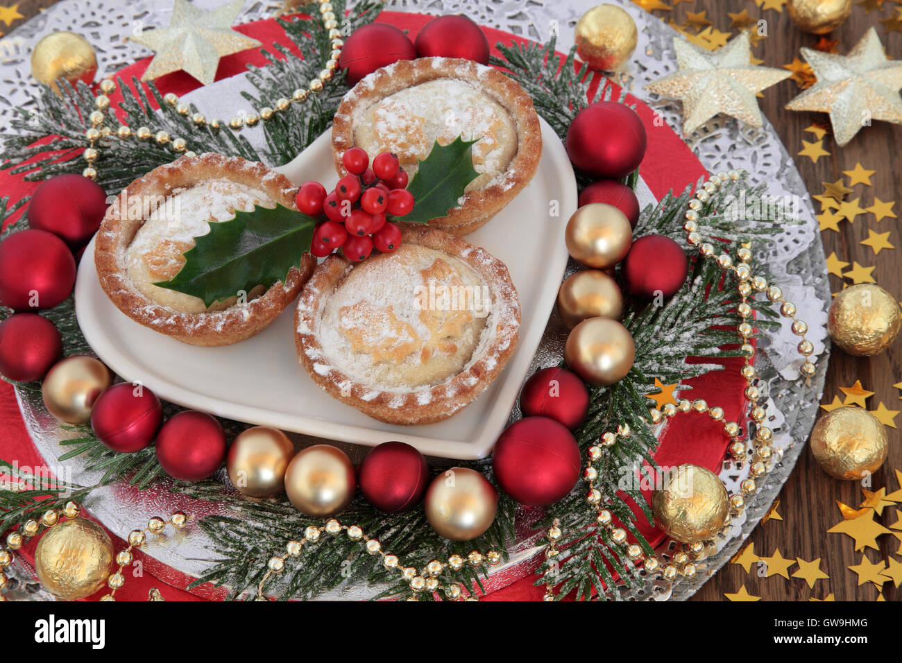 Red Green And Mince Pies High Resolution Stock Photography and Images ...