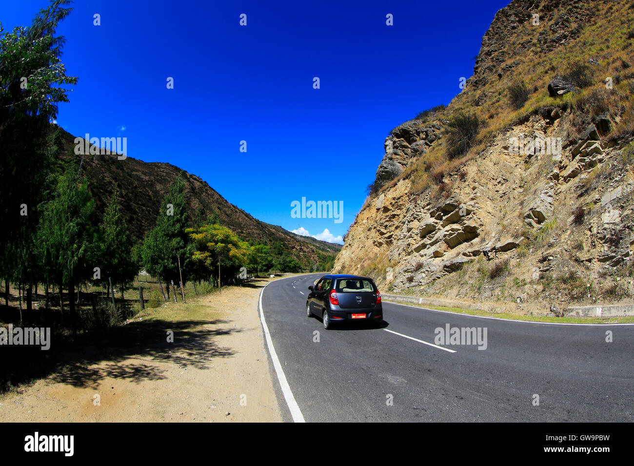 Highway frpm Paro to Thimphu, Bhutan Stock Photo